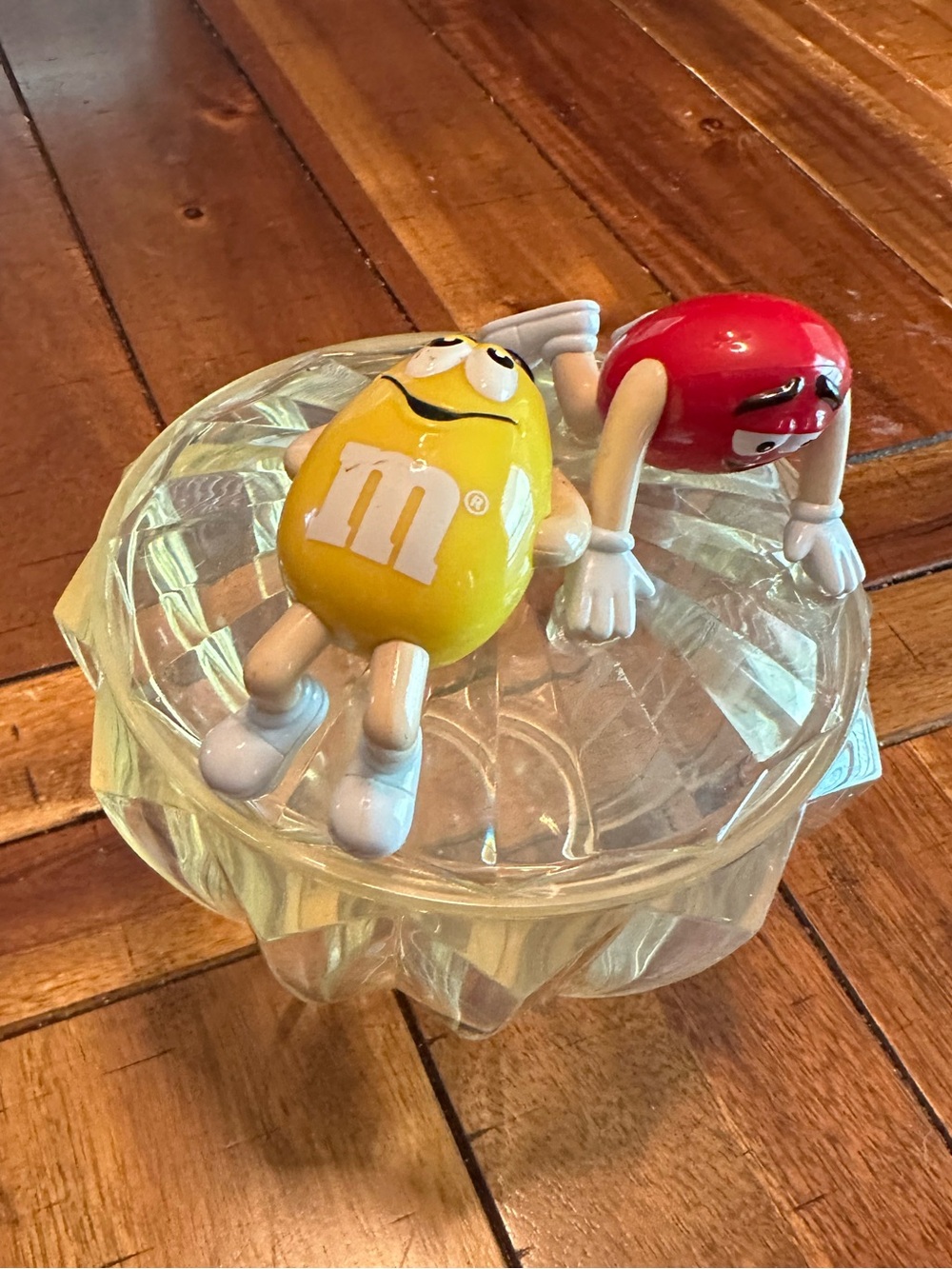 Vintage m&m plastic Candy dish bowl